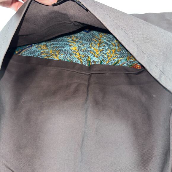 Kaross Pillow Cover Shangaan Hand Embroidered South African Fish No Insert - Picture 5 of 10